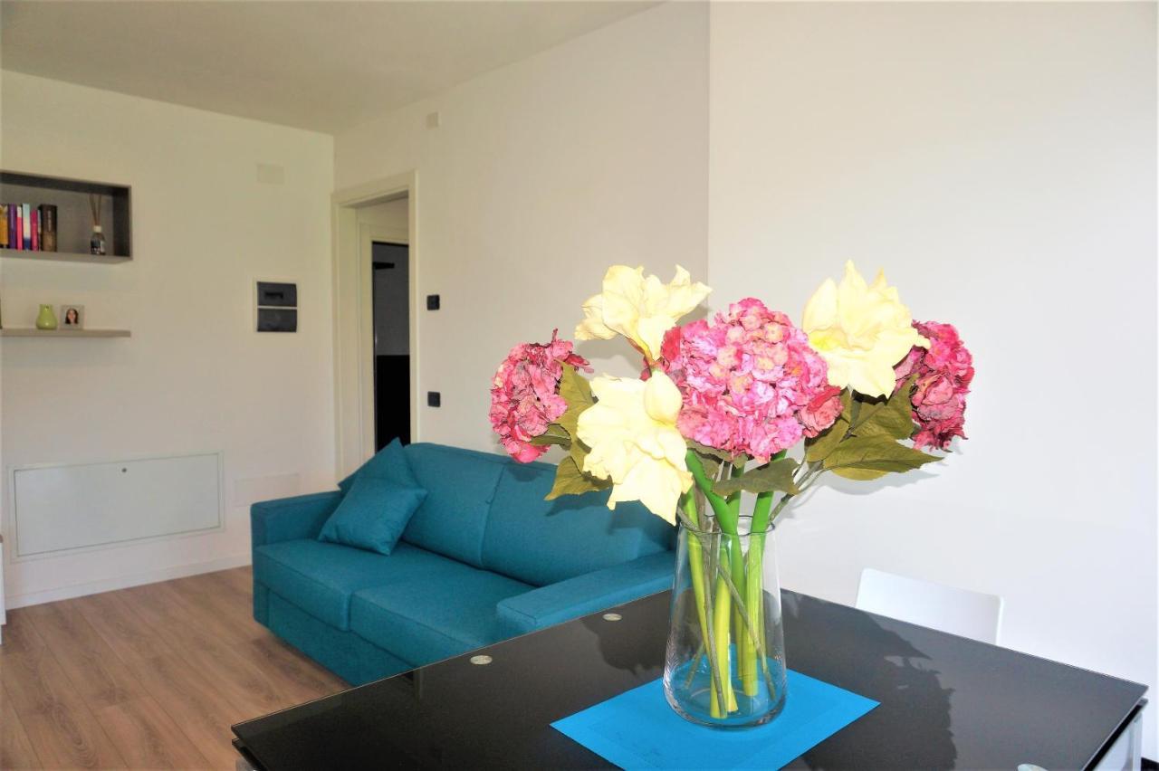Apartament Apartament Deluxe Mayde Riva Zewnętrze zdjęcie